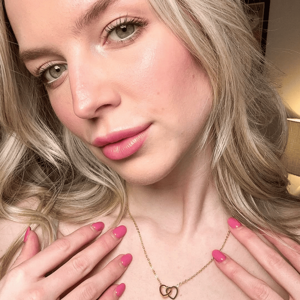 Floraza™ - Colar Dois Corações + Caixa Rotativa de Brinde